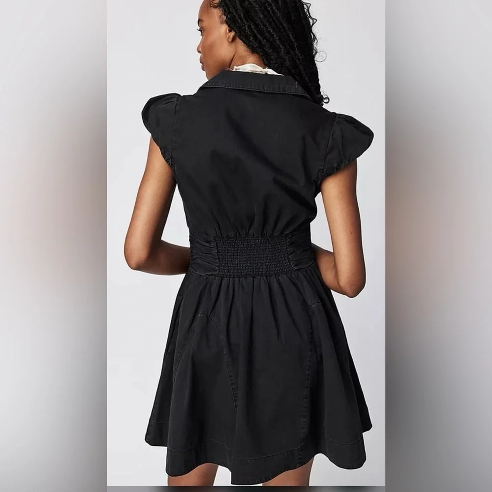Free People Chester Denim Mini dress Medium black button pockets puff witchy
